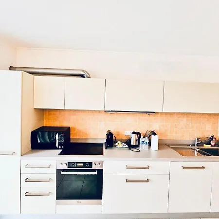 Convenient 2 Bedroom Flat Near Gare